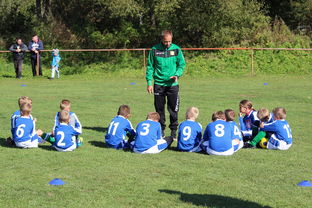 乐鱼体育app官网下载-传奇教练：那些战术大师的执教哲学，传奇教练徽章