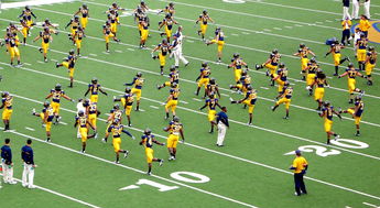 乐鱼官网安全-赛季最热话题：裁判争议不断，足球公正性引发热议，足球公平吗